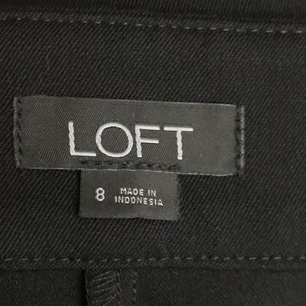 Ann Taylor LOFT 8 Black Slim Leg Crop Ankle Stretch Sailor Button Dress Pants‎ - Picture 7 of 8